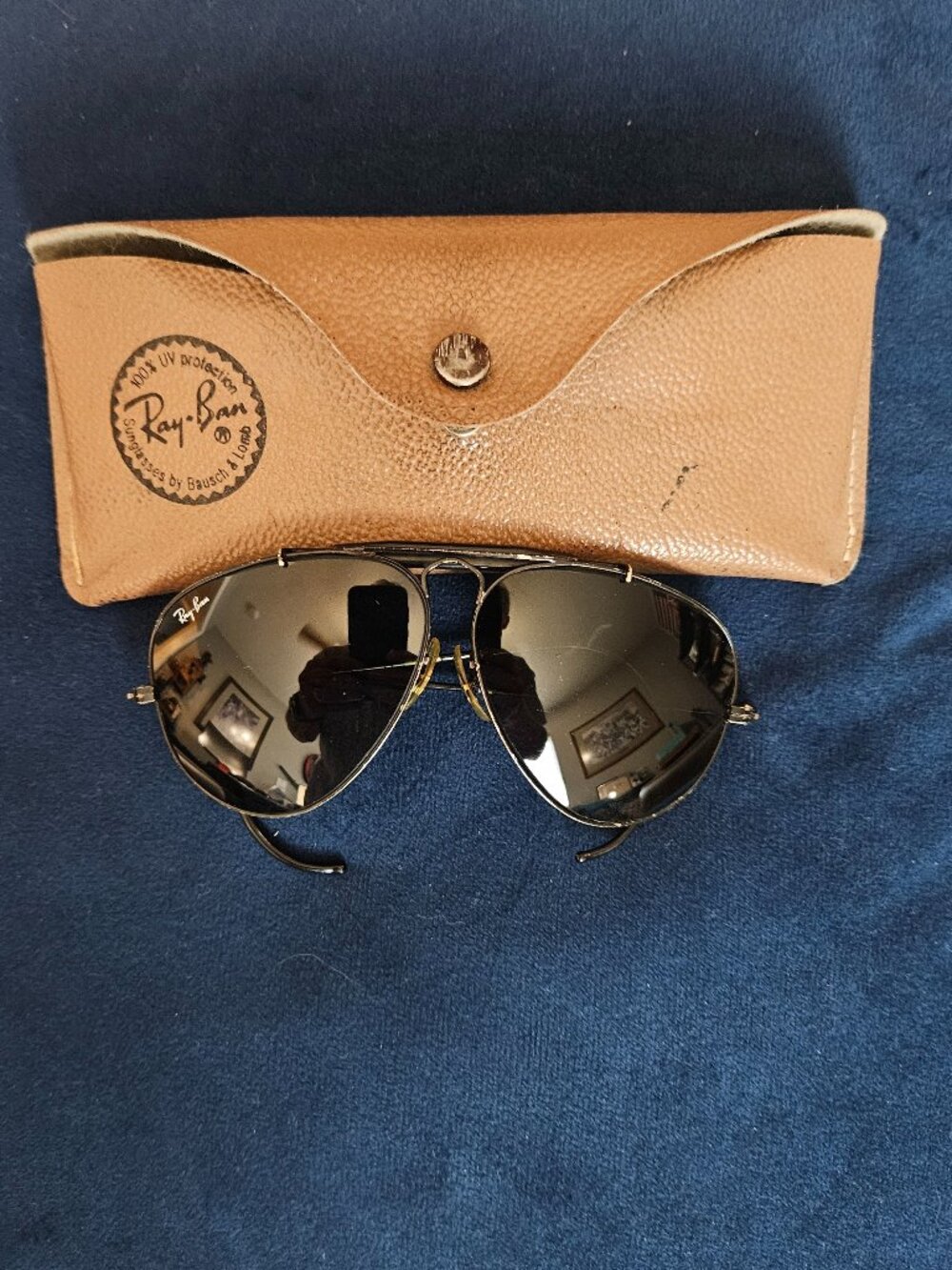Vintage 1970's B&L RAY-BAN Black Outdoorsman Aviator Sunglasses {#811-2}